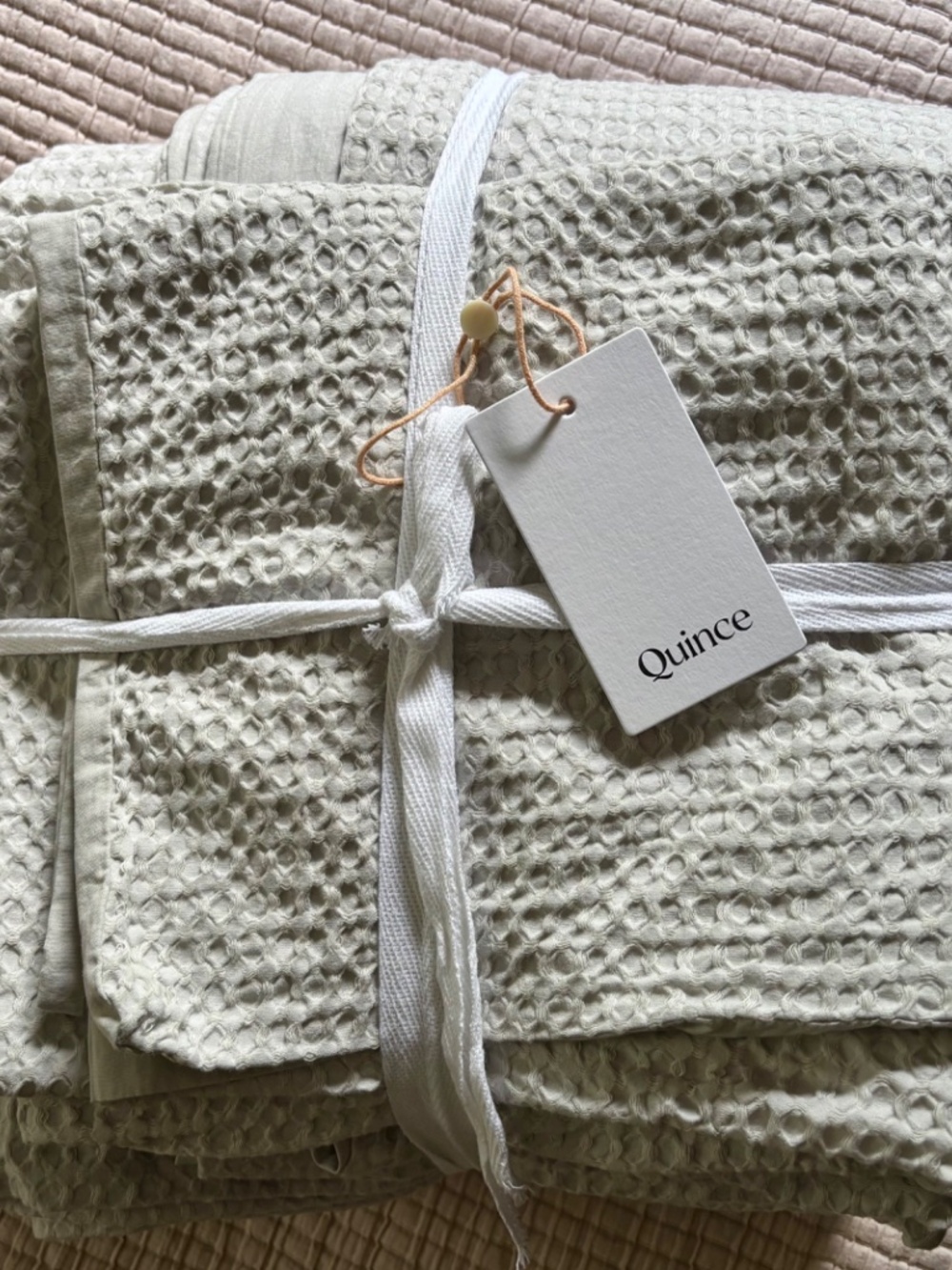 Quince Organic Luxe Honeycomb Duvet Cover Set (includes shams) - King / Cal King - Picture 6 of 8